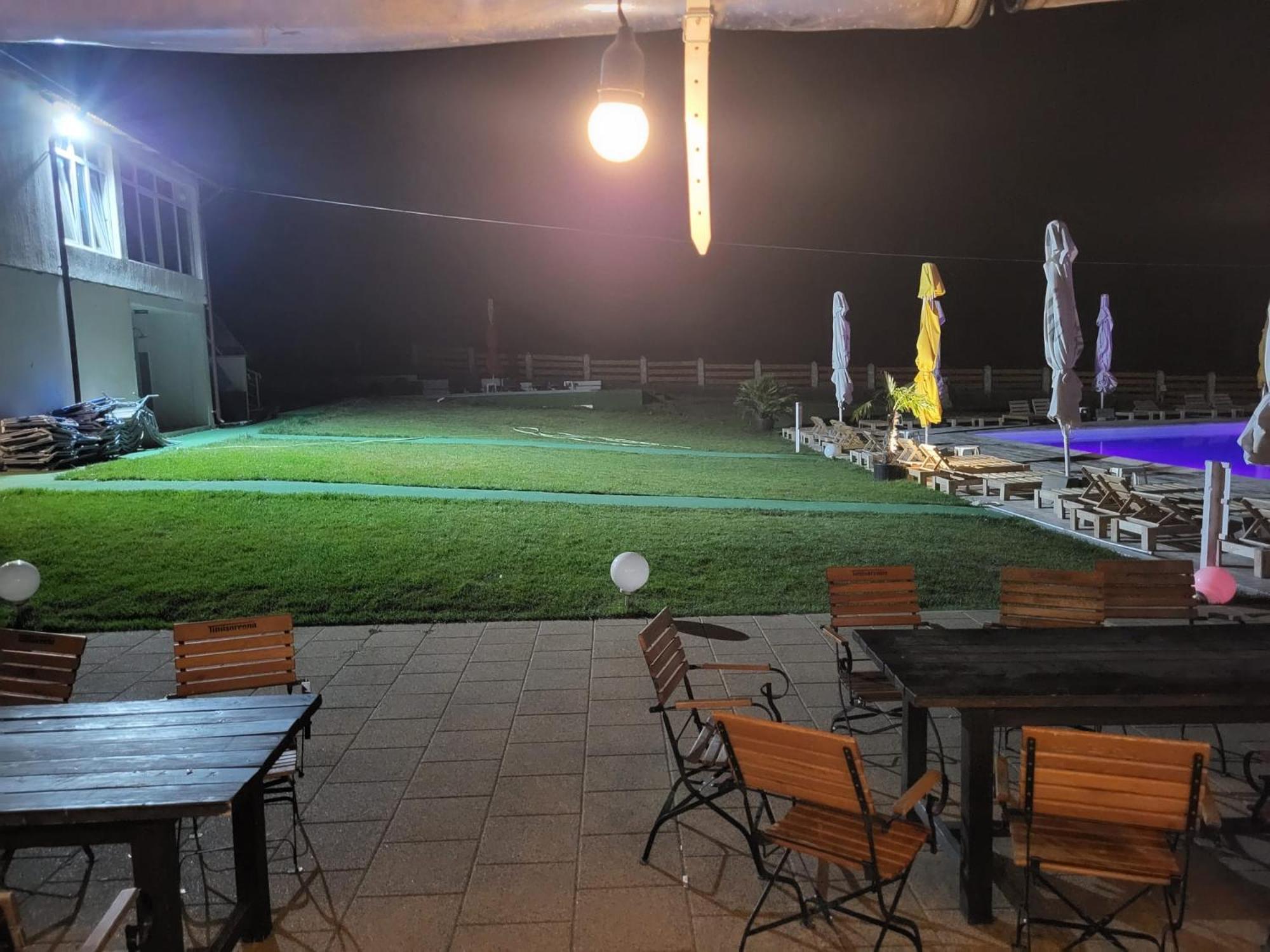 Отель Relax Greci Экстерьер фото