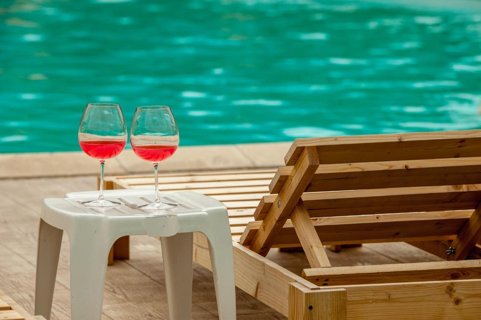 Отель Relax Greci Экстерьер фото